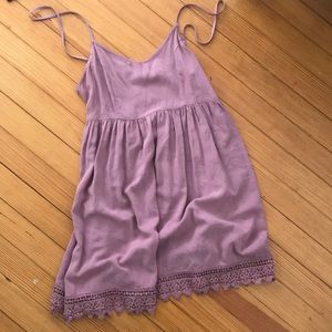 A mauve color tank top